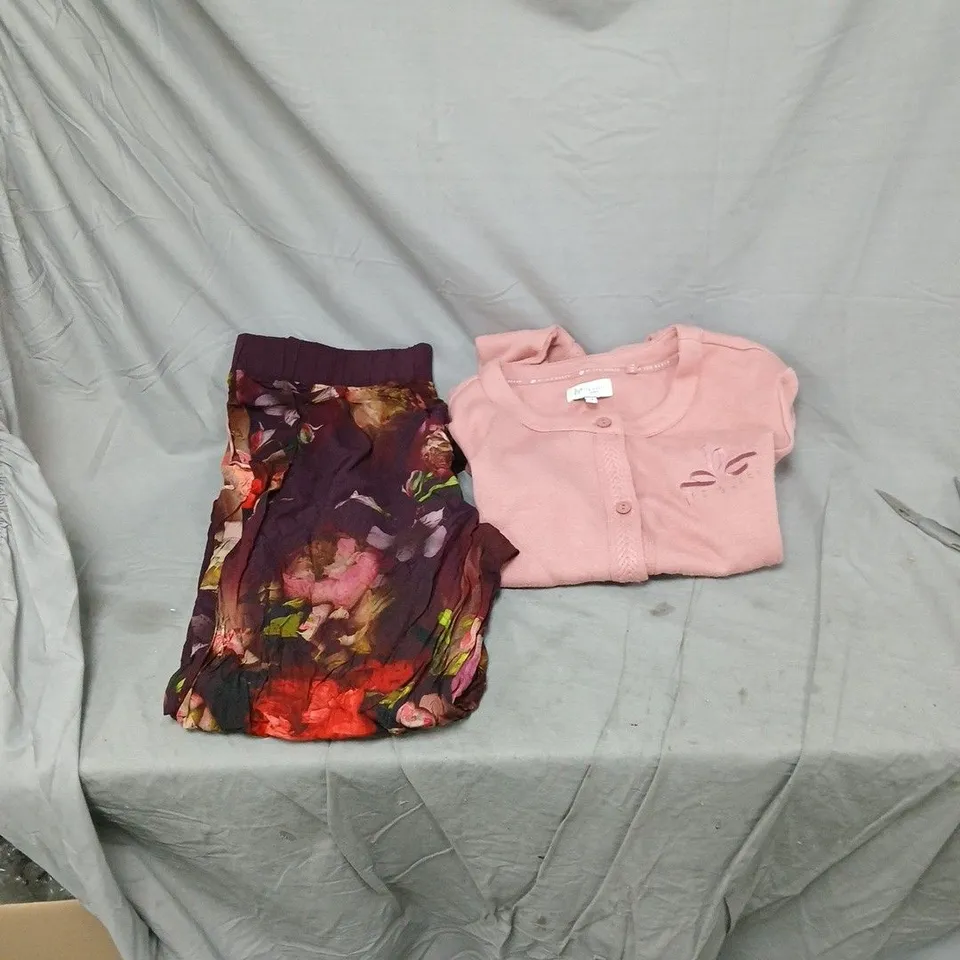 TED BAKER TWIN SET WITH PINK BUTTON UP TOP SIZE 16 AND FLORAL PRINT TROUSERS SIZE 16
