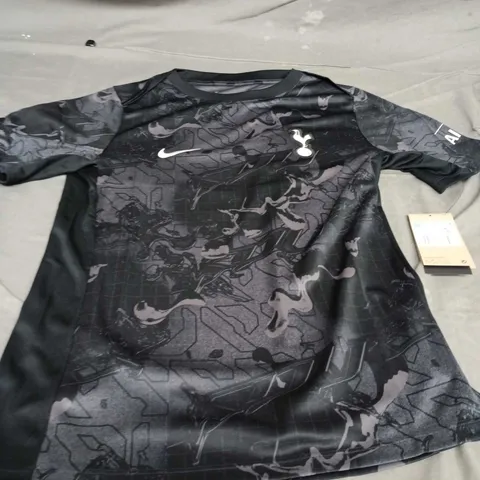 NIKE TOTTENHAM HOTSPUR MEN'S TOP – BLACK/GRAY CAMOUFLAGE, SIZE M