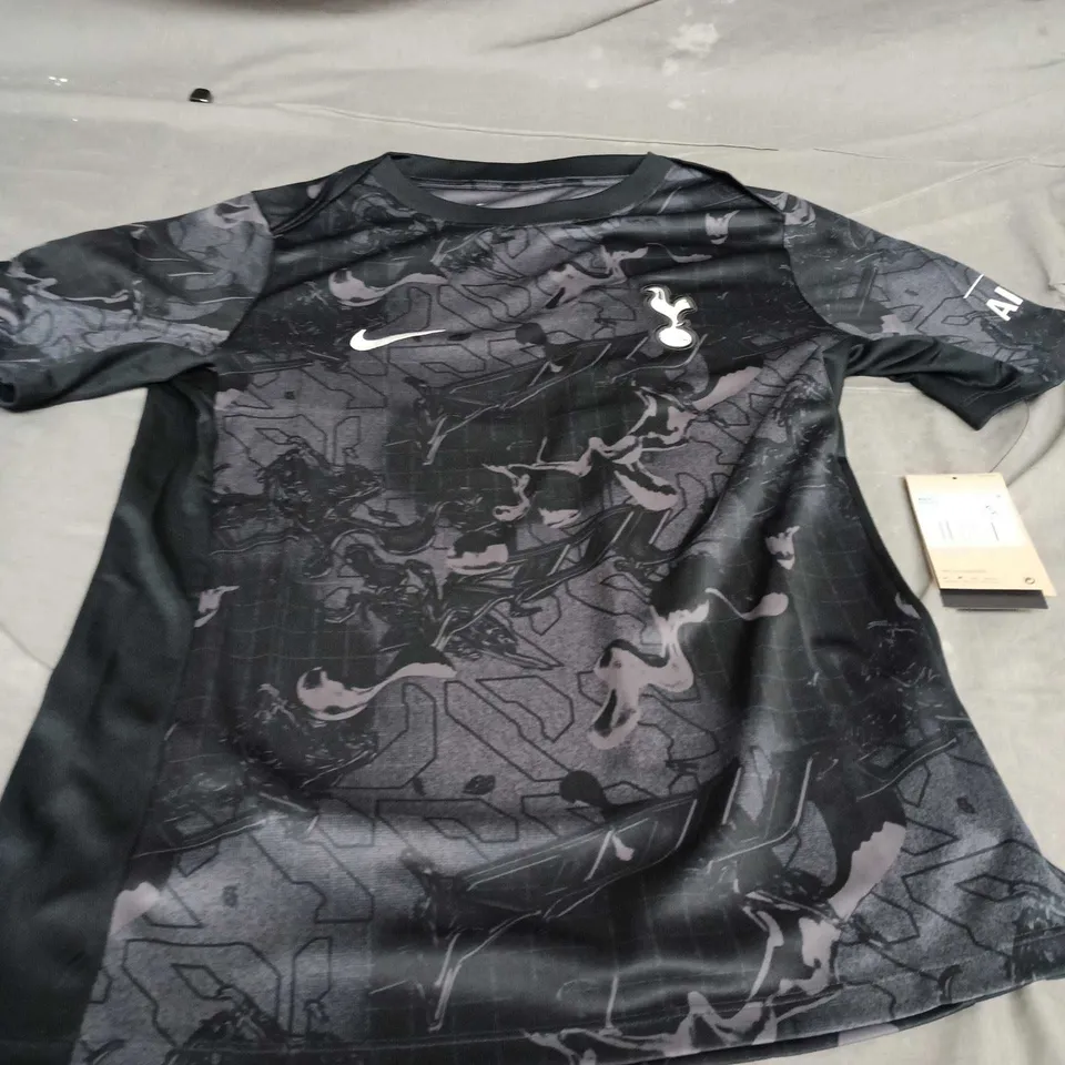 NIKE TOTTENHAM HOTSPUR MEN'S TOP – BLACK/GRAY CAMOUFLAGE, SIZE M