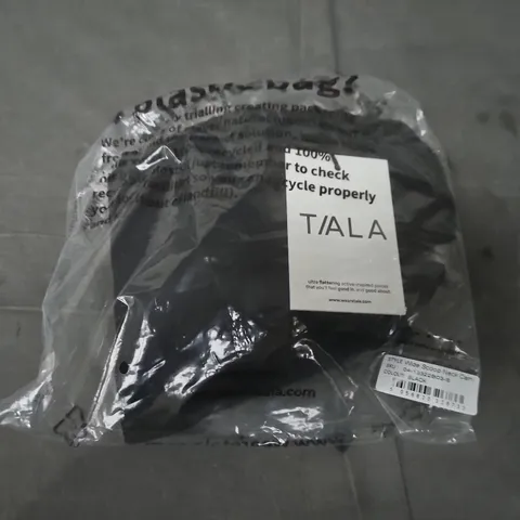 BAGGED TALA WIDE SCOOP NECK CAMI IN BLACK - SMALL