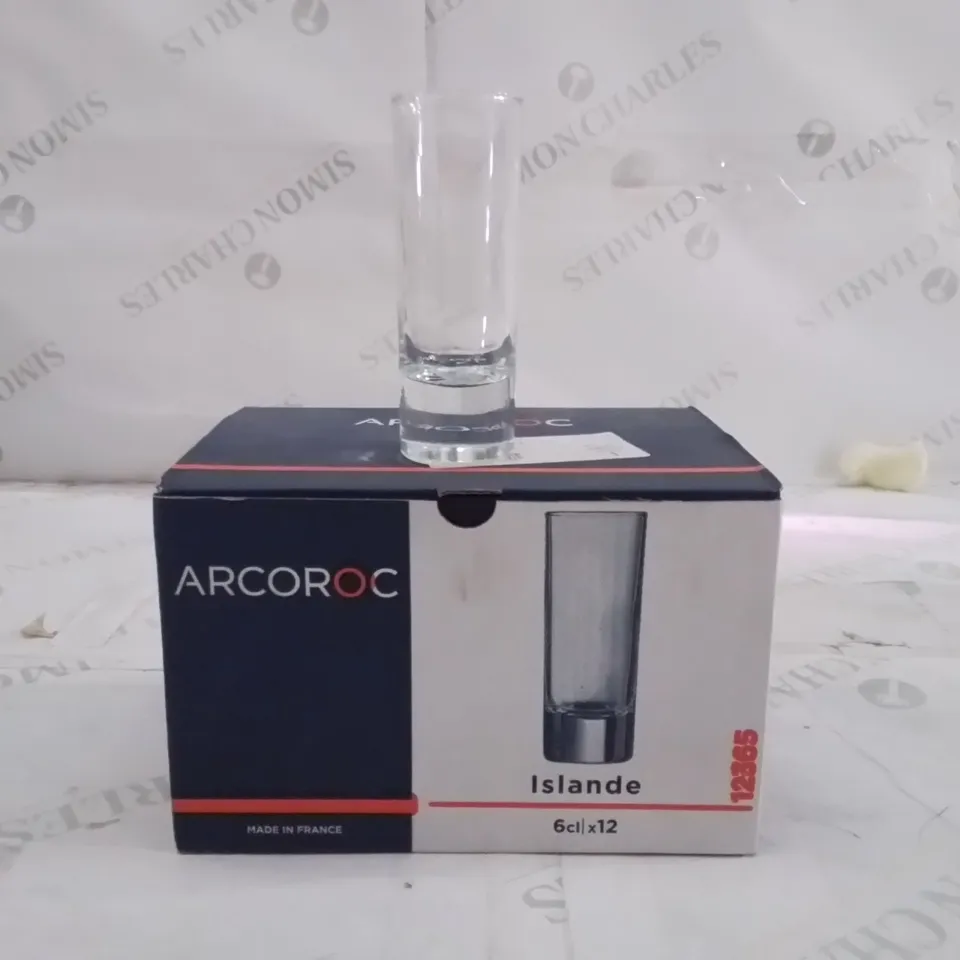 BOXED ARCOROC ISLANDE SHOT GLASSES APPROXIMATELY 12