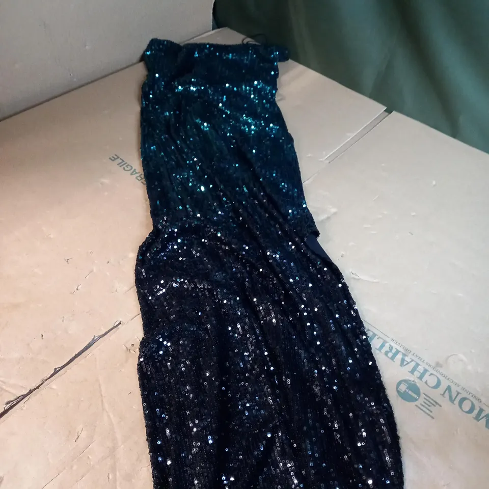 VESPER GREEN/BLACK SEQUIN DRESS WITH SLIT - SIZE 10