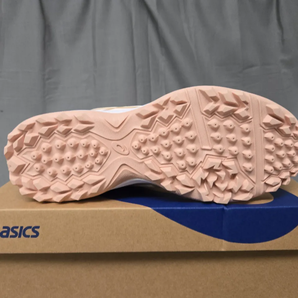 BOXED ASICS GEL-LETHAL FIELD WOMENS ROSE DUST TRAINERS - UK 6 1/2