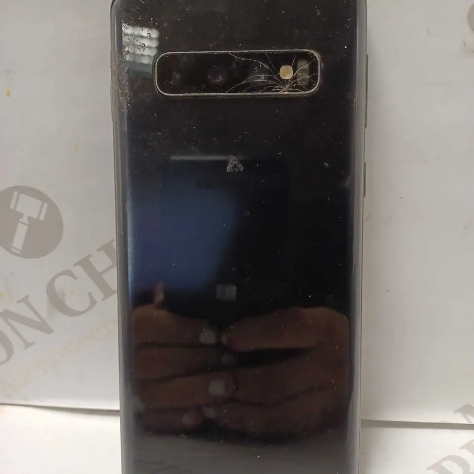 SAMSUNG GALAXY S10 - BLACK