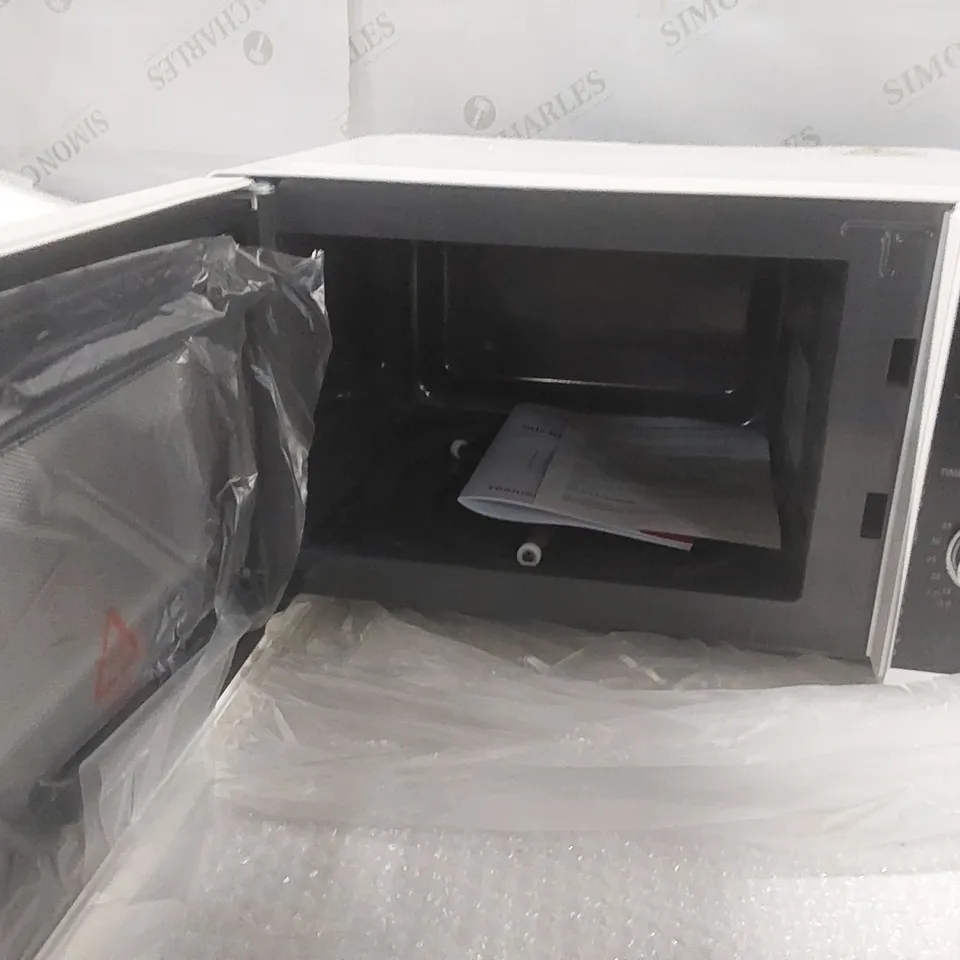 BOXED TOSHIBA 20L 800W MICROWAVE OVEN