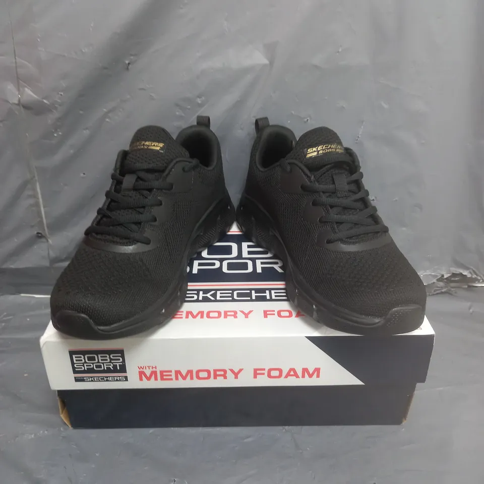 BOBS SPORT FROM SKECHERS TRAINERS BLACK SIZE 4
