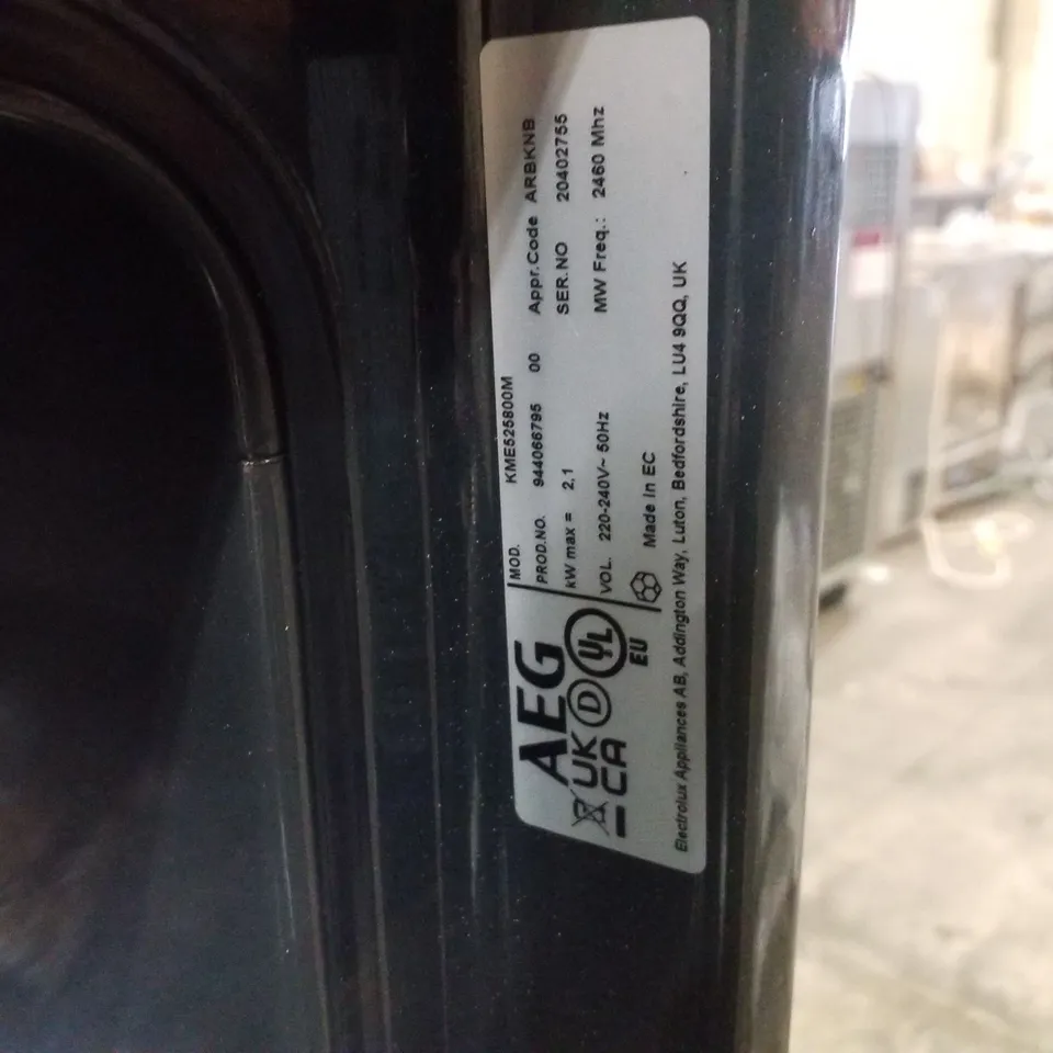 AEG KME525800M BUILT IN MICROWAVE WITH GRILL