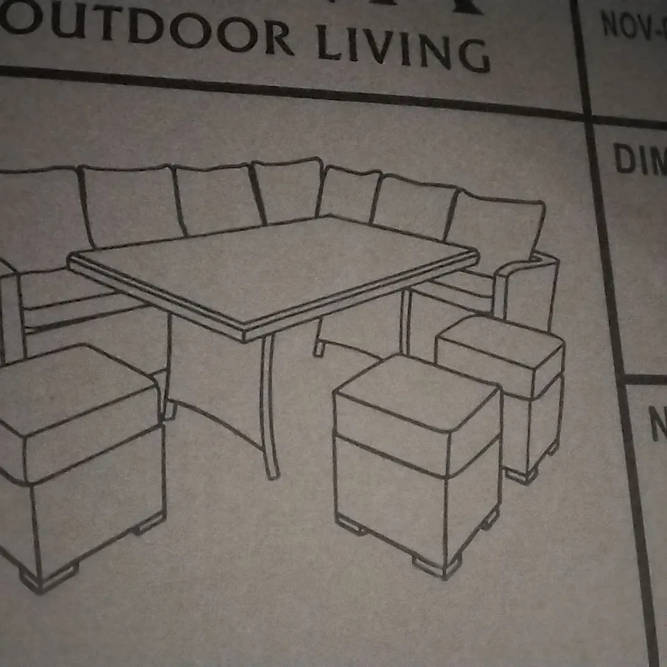 DESIGNER WICKER OUTDOOR SEATING SET WITH TABLE AND CUSHIONS 