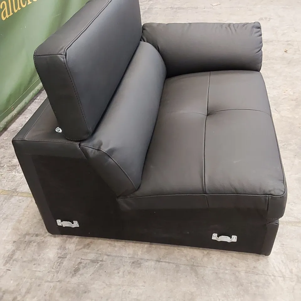 QUALITY DESIGNER BRADY BLACK LEATHER 4 SEATER SOFA PIECE (1 PIECE ONLY, INCOMPLETE)