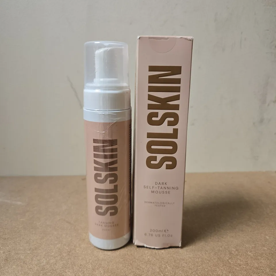 BOXED SOLSKIN SELF-TANNING MOUSSE - DARK, 200ML