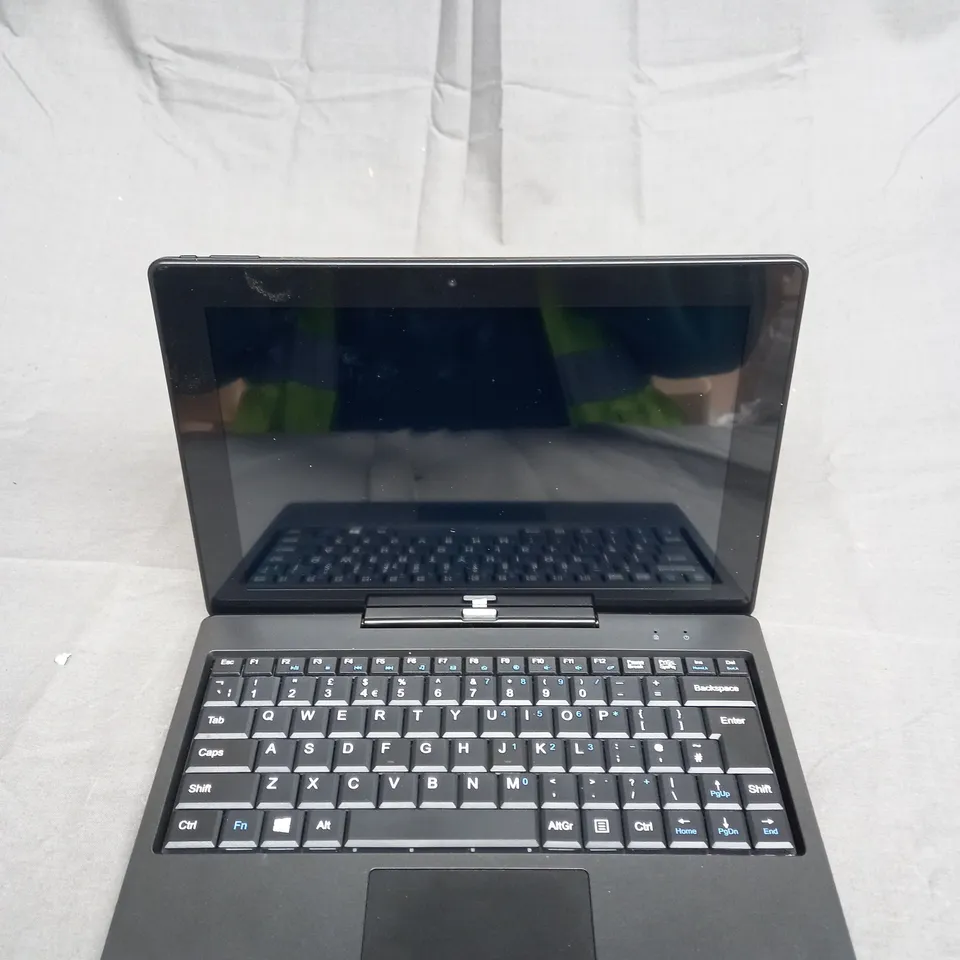 ENTITY TWIN TWO IN ONE TABLET