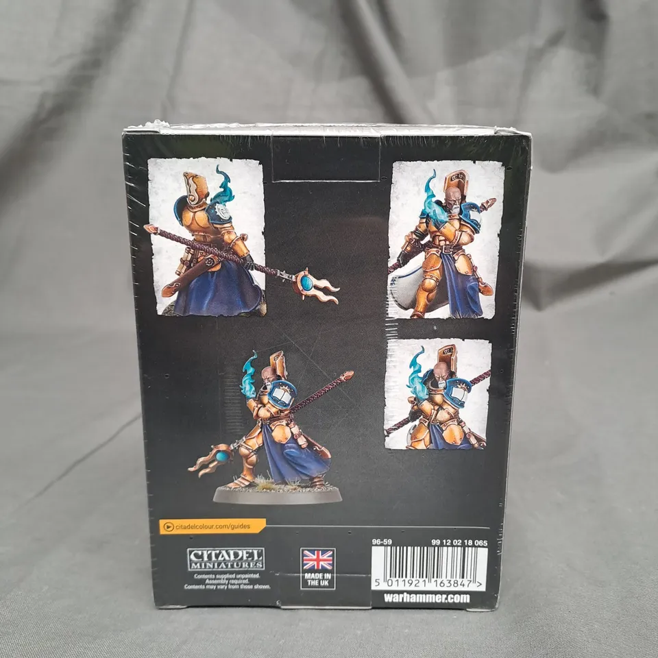 BOXED AND SEALED WARHAMMER COMMEMORATIVE SERIES - STORMCAST ETERNALS - MODERN TZANE KNIGHT-ARCANUM