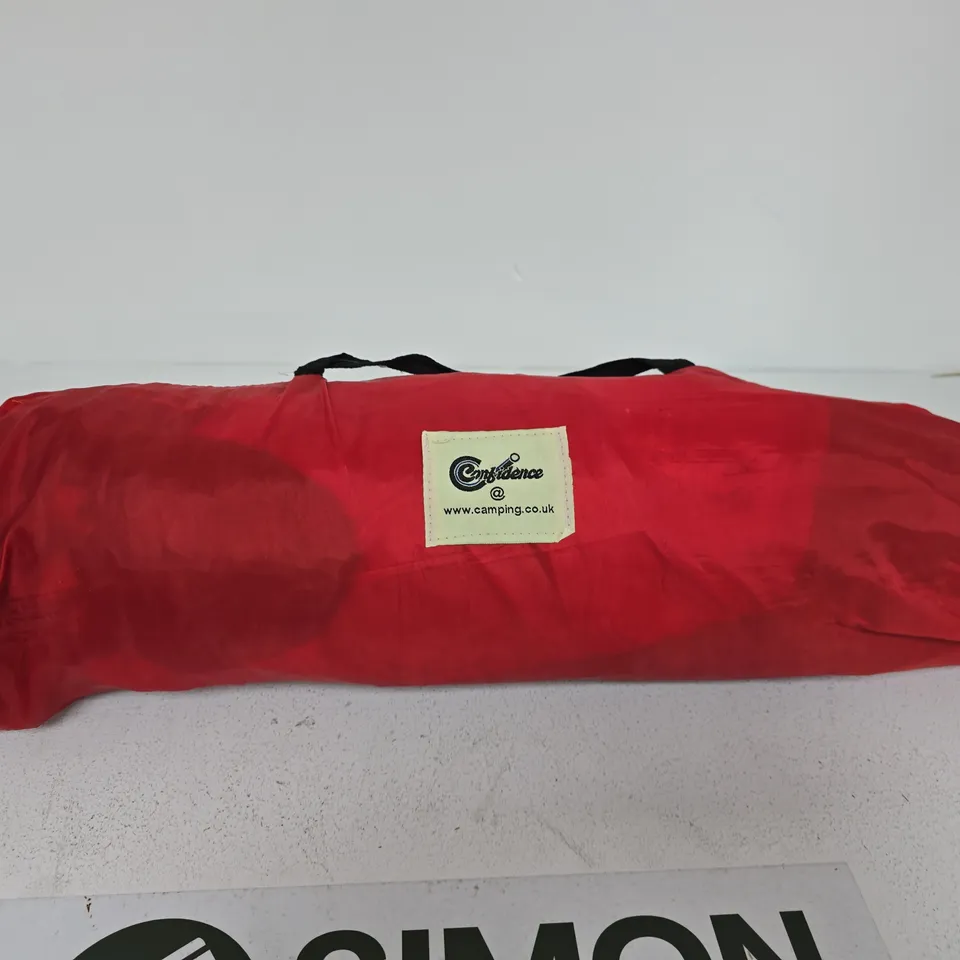 CONFIDENCE CAMPING TENT