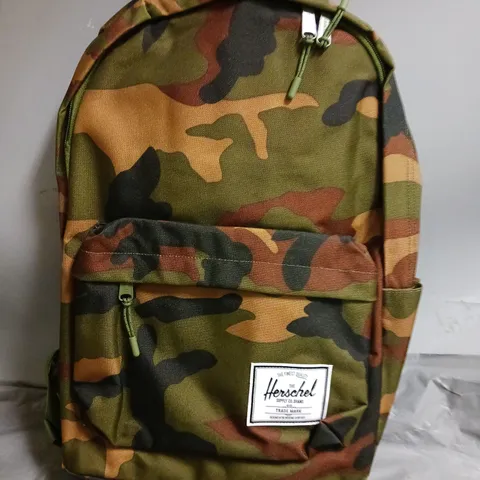 HERSCHEL WOODLAND CAMO BACKPACK