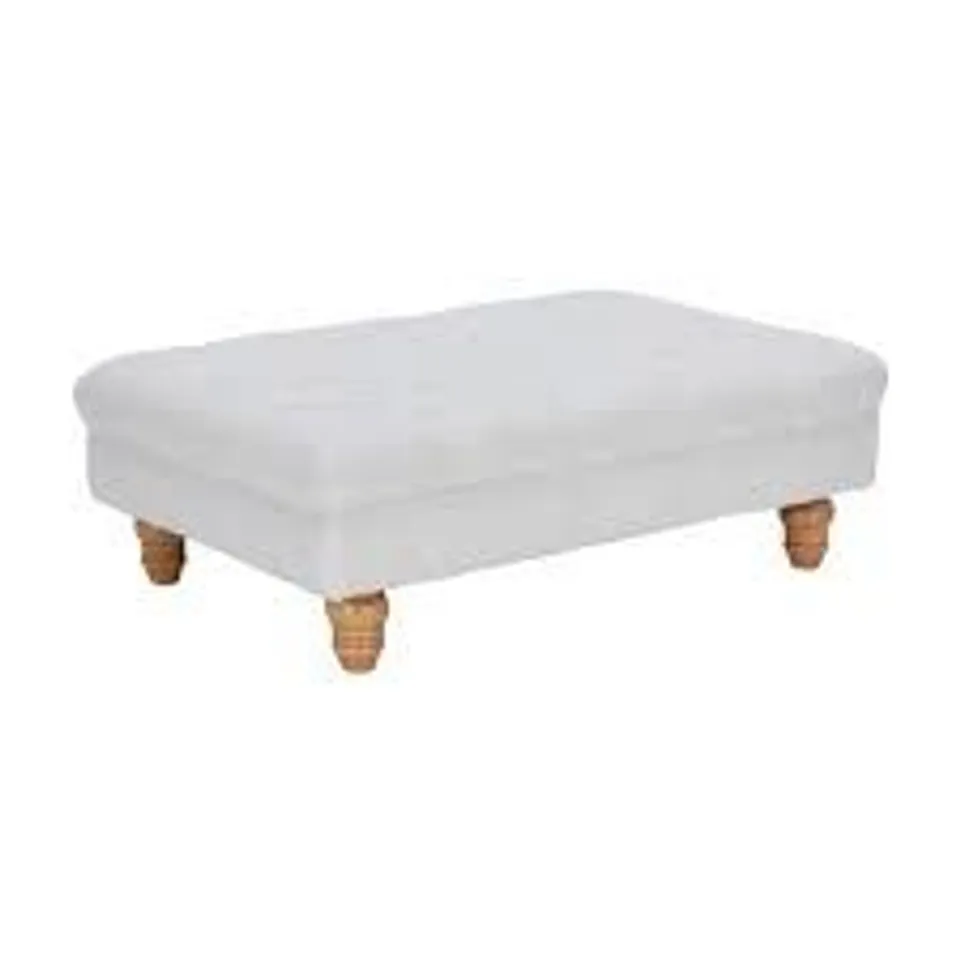BOXED LIVING AND HOME FOOTSTOOL - WHITE (1 BOX)