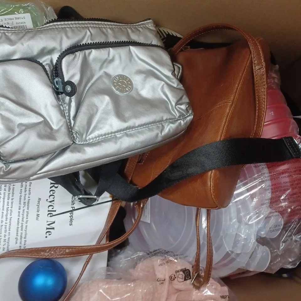 BOX OF APPROXIMATELY 15 ASSORTED ITEMS TO INCLUDE VARIOUS CLOTHING AND HOUSEHOLD PRODUCTS - COLOURS, SIZES, AND STYLES VARY - COLLECTION ONLY