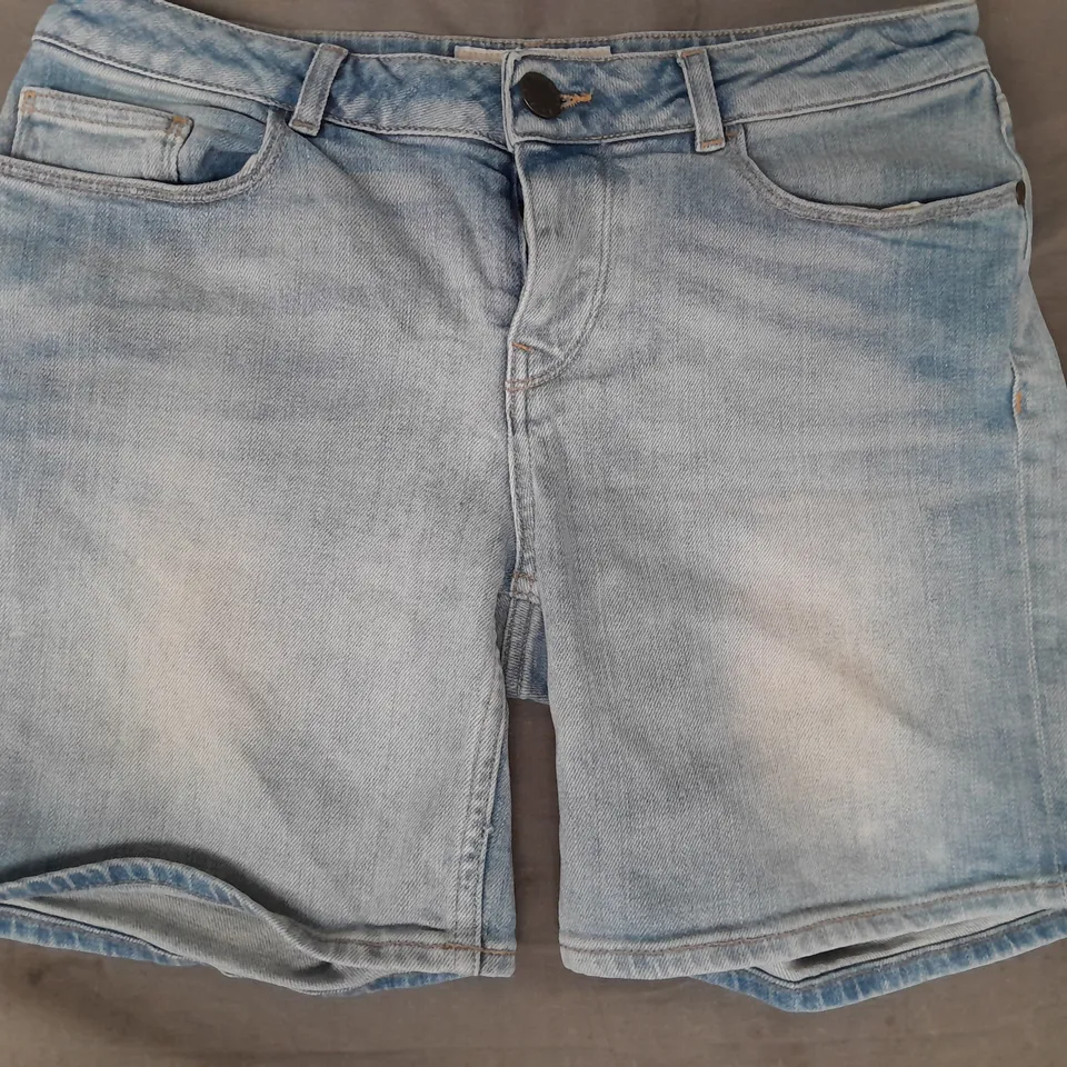 FATFACE DENIM SHORTS IN BLUE SIZE 8