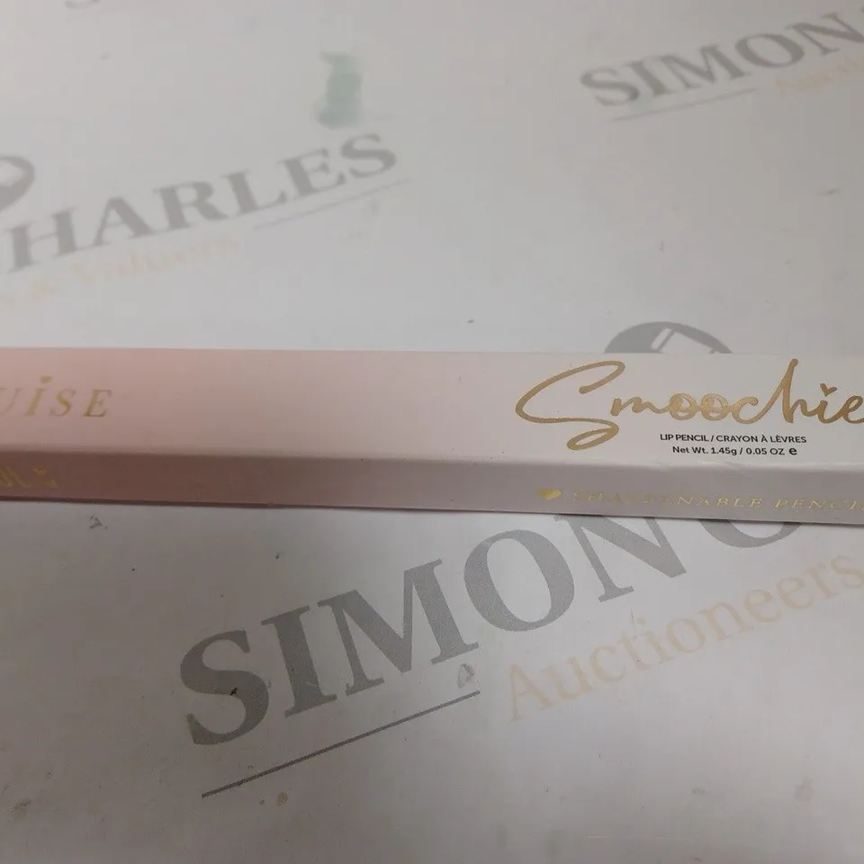 PLOUISE SMOOCHIE FAITHFUL SHARPENABLE LIP PENCIL 