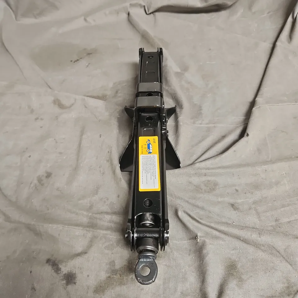 2.5T CAR JACK IN BLACK