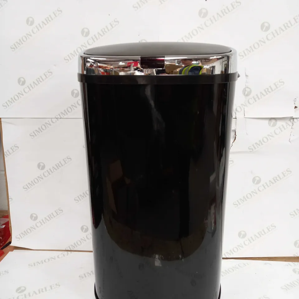 MORPHY RICHARDS CHROMA BLACK 42 LITRE SQUARE SENSOR BIN RRP £49.99