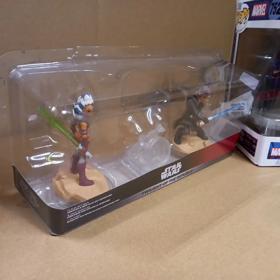 LOT OF APPROX 4 ASSORTED TOY RELATED ITEMS TO INCLUDE: MARVEL POP, RANDY SAVAGE FIGURE, MINIONS 