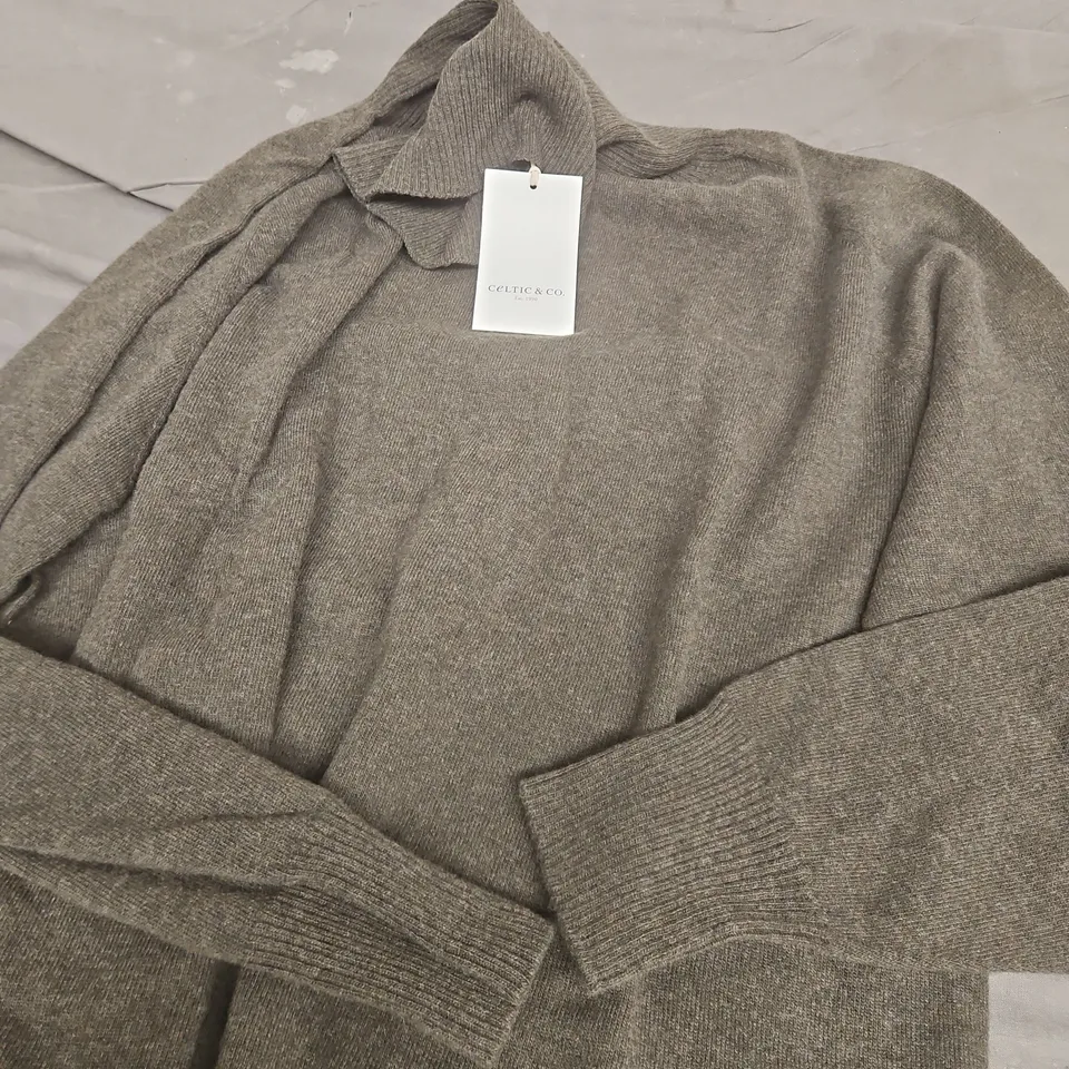 CELTIC & CO GEELONG SLOUCH ROLL NECK SWEATER – OLIVE, LARGE