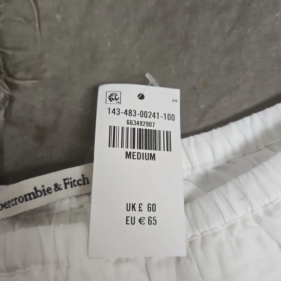 ABERCROMBIE & FITCH WHITE SKIRT – UK 6 (MEDIUM) – LACE TRIM