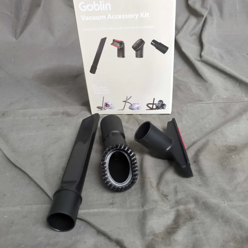GOBLIN VACUUM ACCESSORY KIT – UNIVERSAL 32/35MM ATTACHMENTS (CREVICE, UPHOLSTERY, DUSTING BRUSH, TUBE ADAPTER)