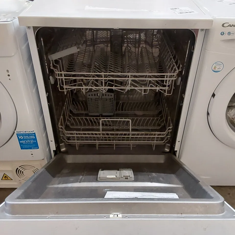 COMFEE' FREESTANDING DISHWASHER FD1435E-W WITH 14 PLACE SETTINGS, FULL SIZE, 44DB, WIDE LED DISPLAY, DELAY START, HALF LOAD FUNCTION, FLEXIBLE RACKS, WHITE (KWH-FD1435E-W) [ENERGY CLASS D]
