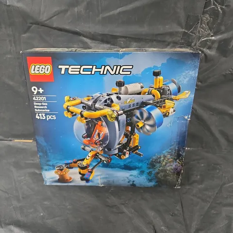 LEGO TECHNIC DEEP SEA RESEARCH SUBMARINE 42201