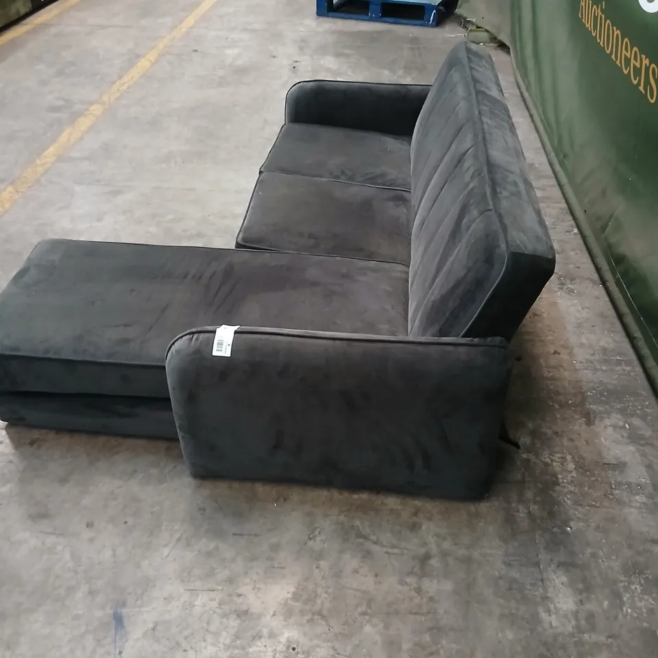GREY FABRIC CORNER SOFA WITH CHAISE – SECTIONAL