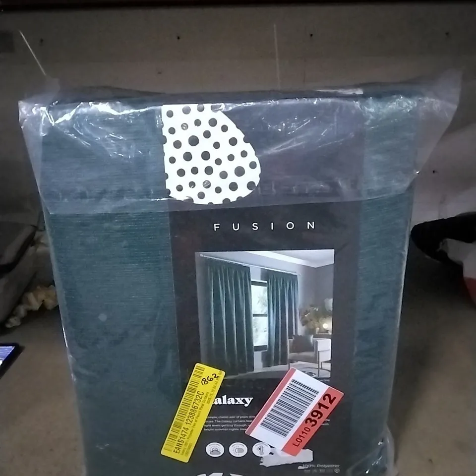 BAGGED GALAXY 100% POLYESTER PAIR OF PENCIL PLEAT CURTAINS 