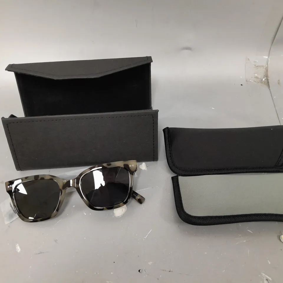 HUMMINGBIRD SUNGLASSES AND READERS 