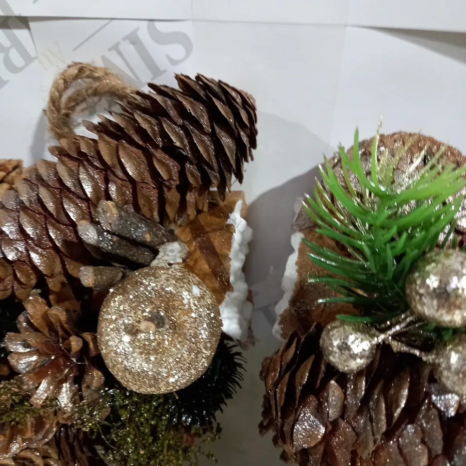 FESTIVE WREATH 