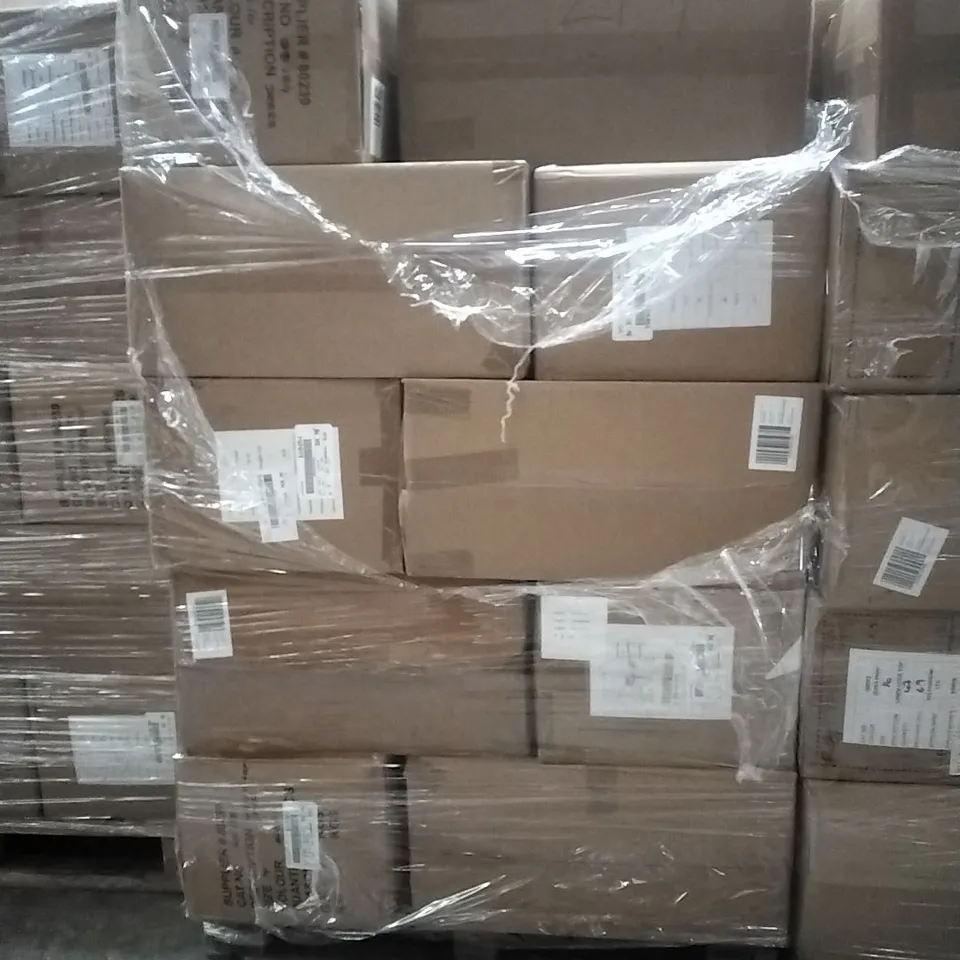 PALLET OF BRAND NEW WOMENS QUALITY DESIGNER CLOTHES APPROXIMATELY 120  TO INCLUDE; JEANS, JUMPERS, TOPS ETC