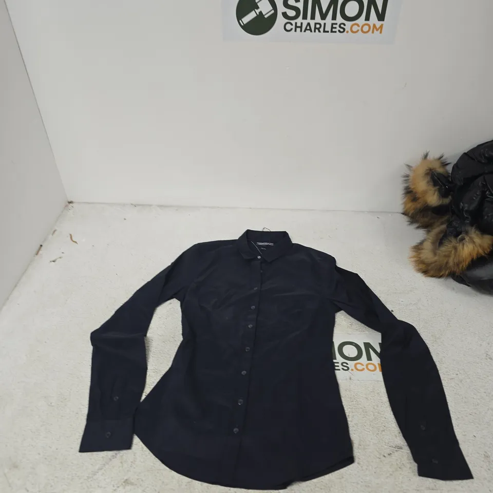TOMMY HILFIGER NAVY SKIN FIT SHIRT – SIZE 2