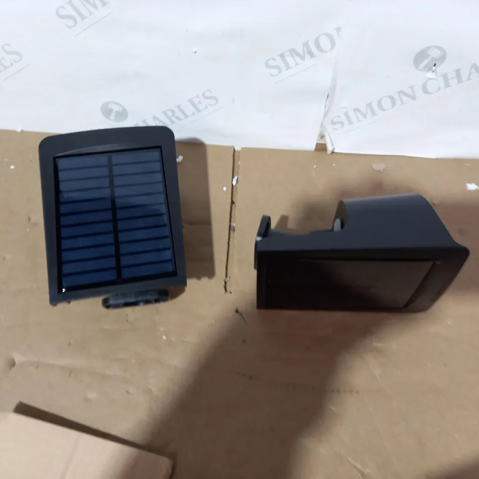 BIONIC COLOR BURST SOLAR POWERED LIGHTS