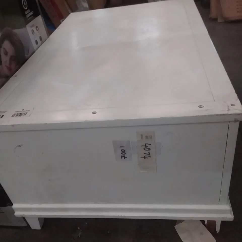 DESIGNER WHITE 1 DRAW UNIT