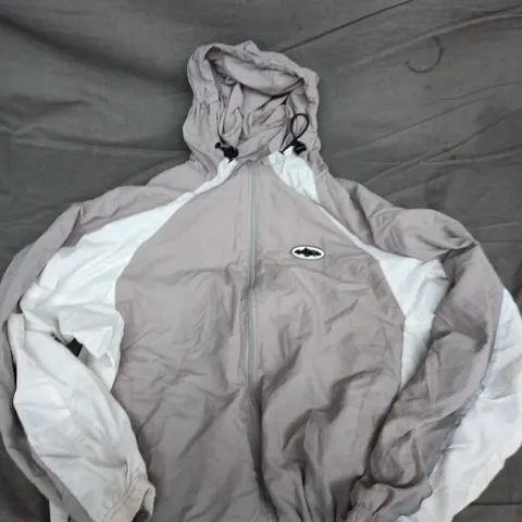 CORTEIZ LITEWORK NYLON WINDBREAKER JACKET – GREY/WHITE, XS