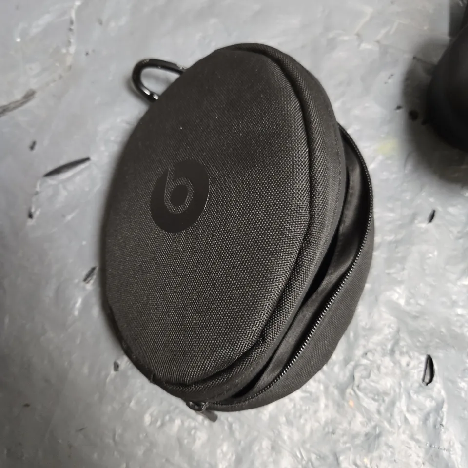 BEATS SOLO3 WIRELESS ON-EAR HEADPHONES – BLACK