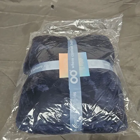 SEALED OODIE OVERSIZED HOODED BLANKET - NAVY