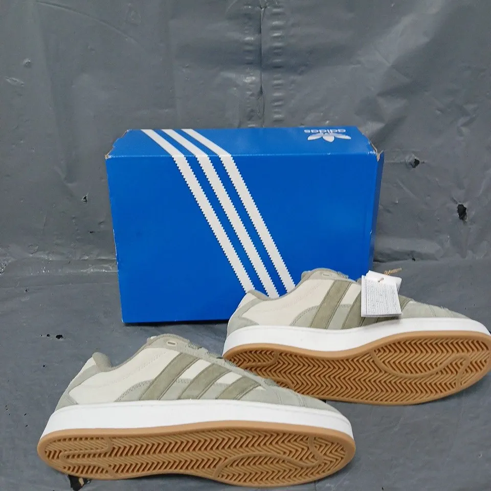 BOXED PAIR OF ADIDAS CAMPUS 00S BETA GREEN UK 9 