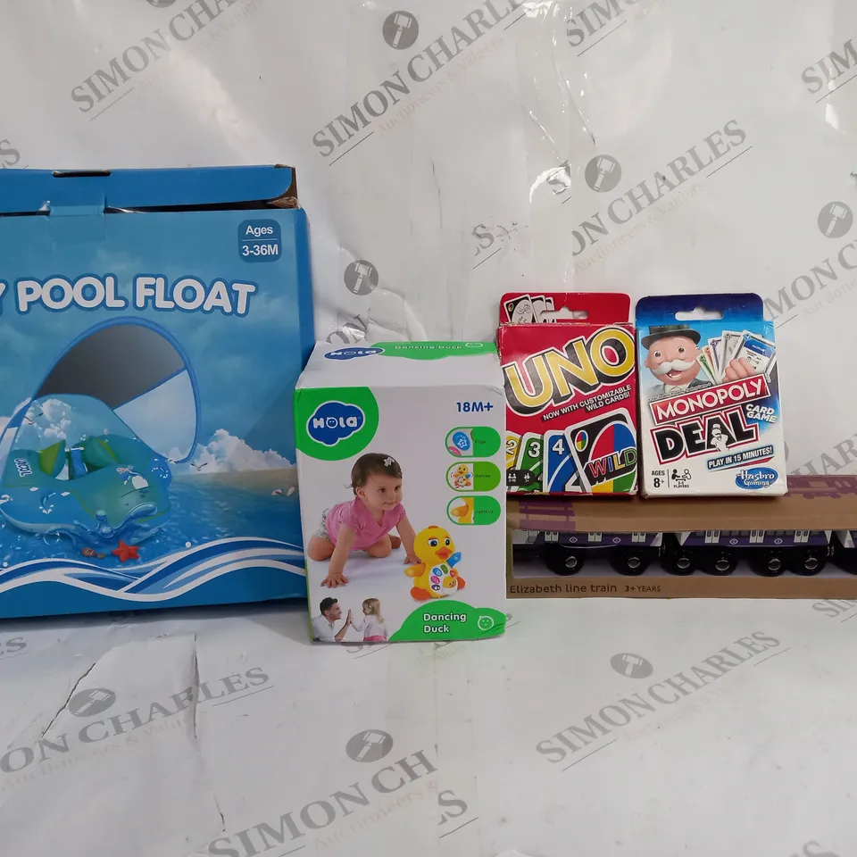 BOX OF APPROX 15 ASSORTED TOYS TO INCLUDE - UNO - LAYCOL BABY POOL FLOAT - HOLA DANCING DUCK ECT