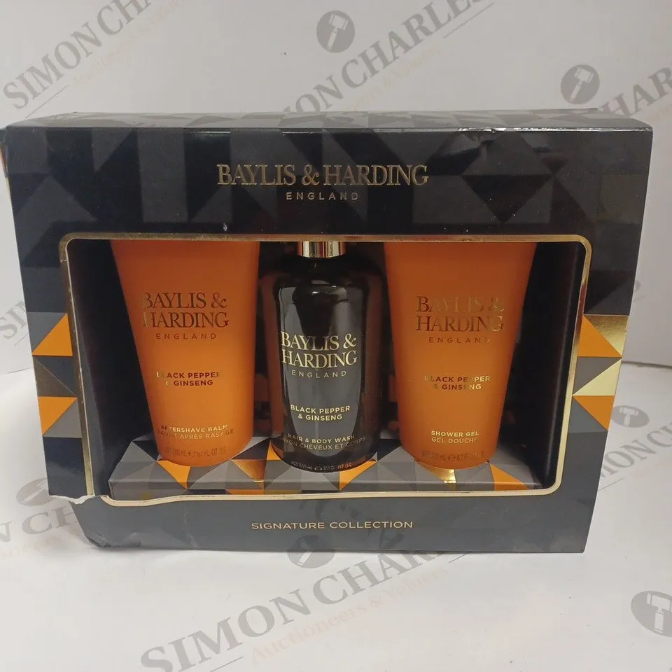 BAYLISS AND HARDING SIGNATURE COLLECTION 3-PIECE GIFT SET - BLACK PEPPER & GINSENG