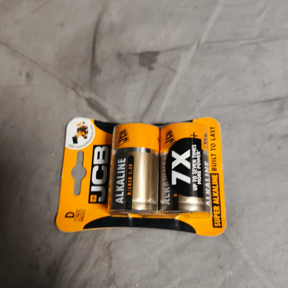 BOX OF ASSORTED BATTERIES INCLUDING ENERGIZER , JCB AND PANASONIC 