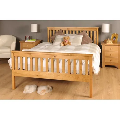 BOXED SHANE SOLID WOOD BED CARAMEL // SIZE: 4FT6 (1 BOX)