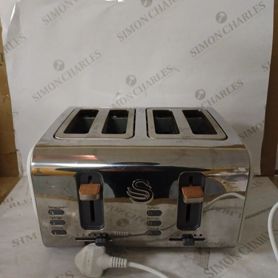 SWAN ST14620WHTN 4 SLICE NORDIC TOASTER