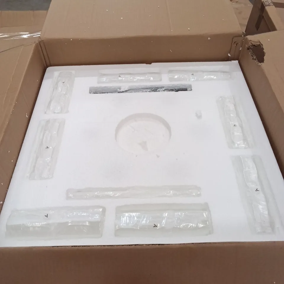 BOXED CHANDELIER, HANGING LIGHT FIXTURE (1 BOX)