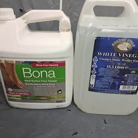 TOTE OF APPROXIMATELY 3 ASSORTED LIQUIDS TO INCLUDE - BONA HARD SURFACE FLOOR CLEANER , WHITE VINEGAR 