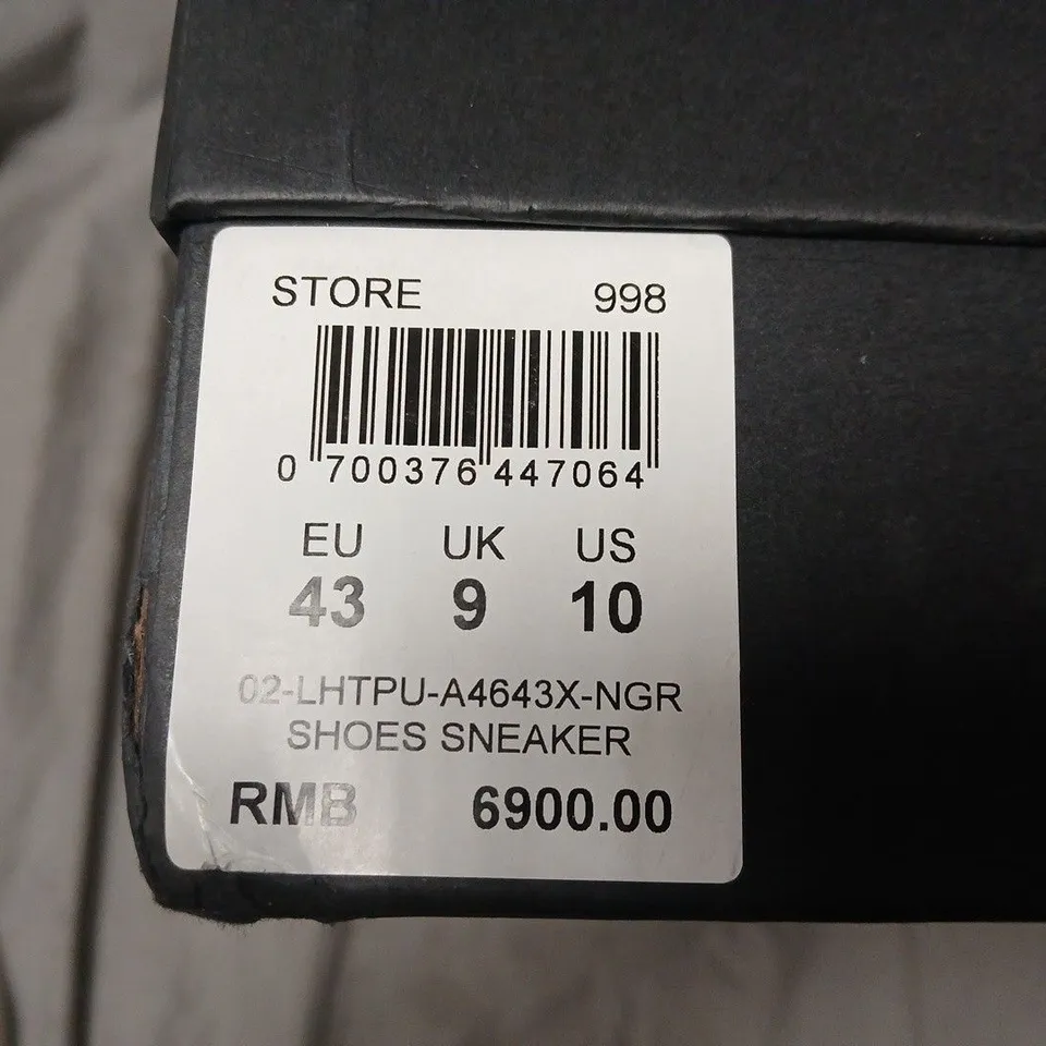 BOXED ZEGNA MEN'S LEATHER SNEAKER – NAVY, UK 9 (EU 43)